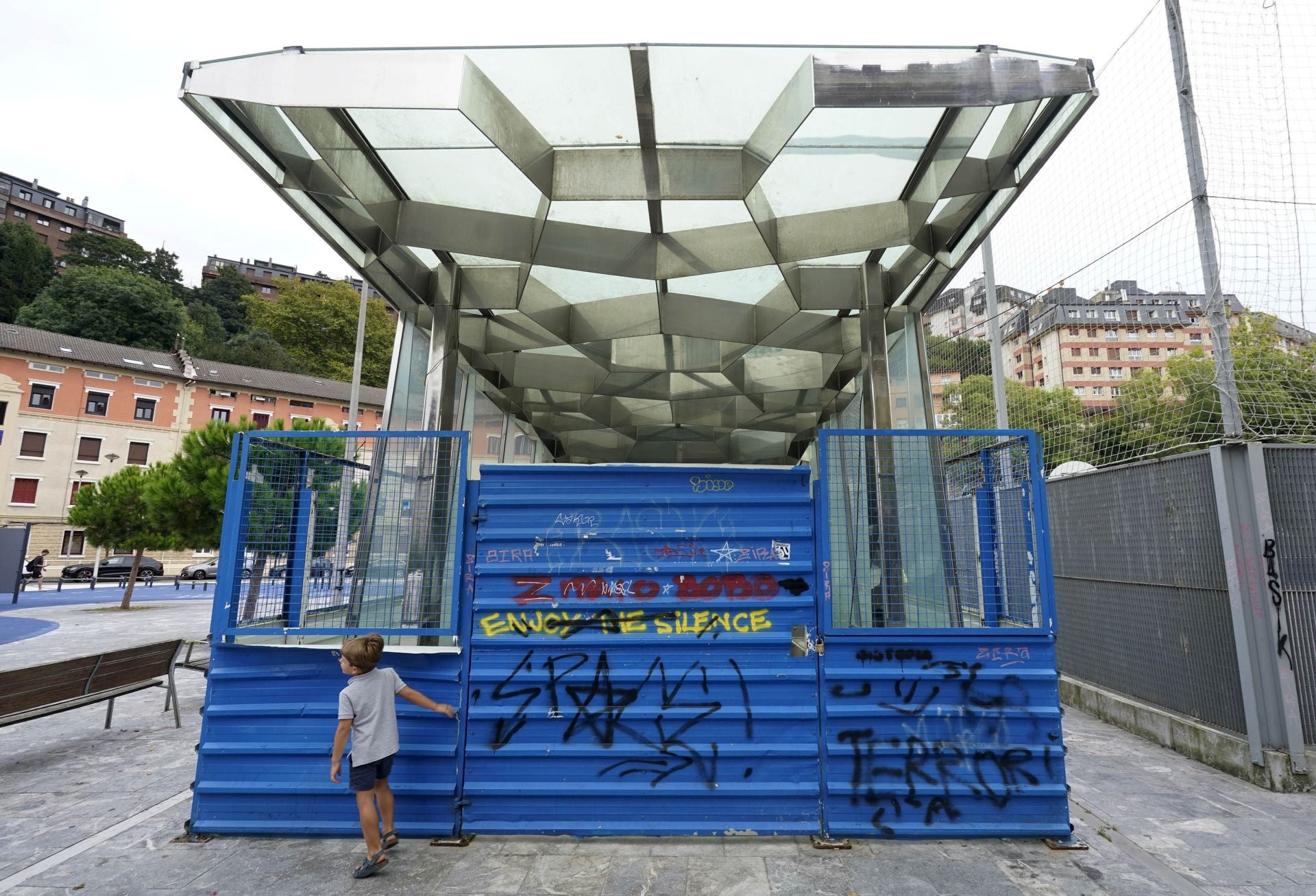 'Coralina' instalada en Benta Berri y que permanece vallada