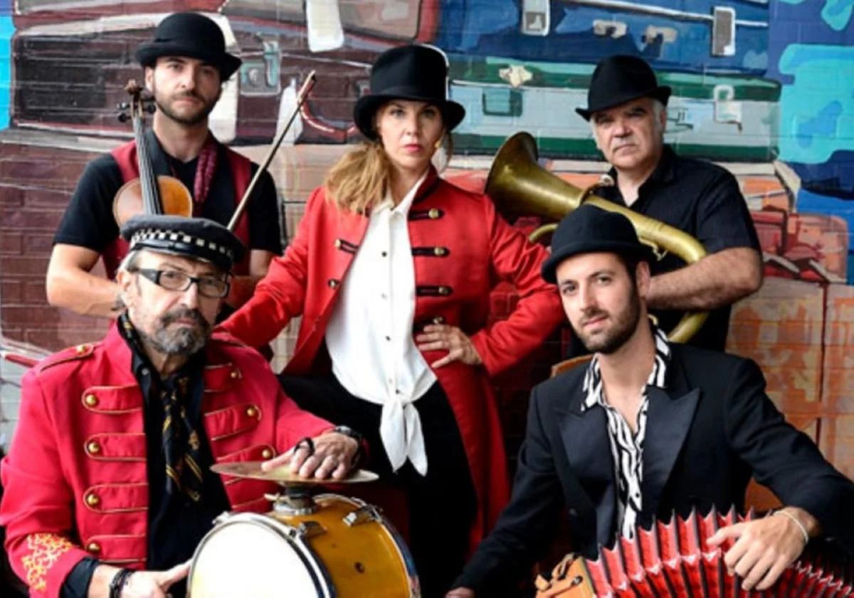 Teatro de calle, mercado de verano y fiestas en la agenda de verano del 17 de agosto en Gipuzkoa