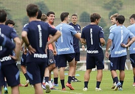 Los jugadores del Sanse en un entrenamiento.