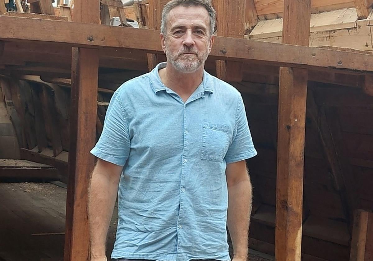 Xabier Agote se muestra satisfecho con el trabajo realizado.