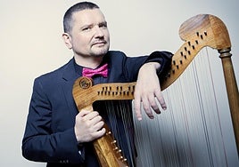 Manuel Vilas actúa con Ars Atlántica este martes en San Telmo.