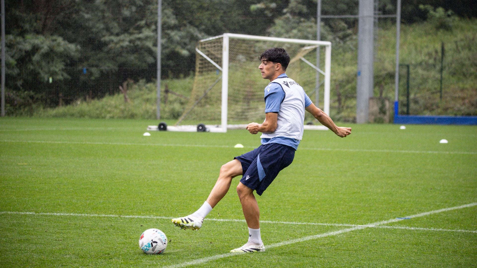 Esfuerzo bajo la lluvia en Zubieta