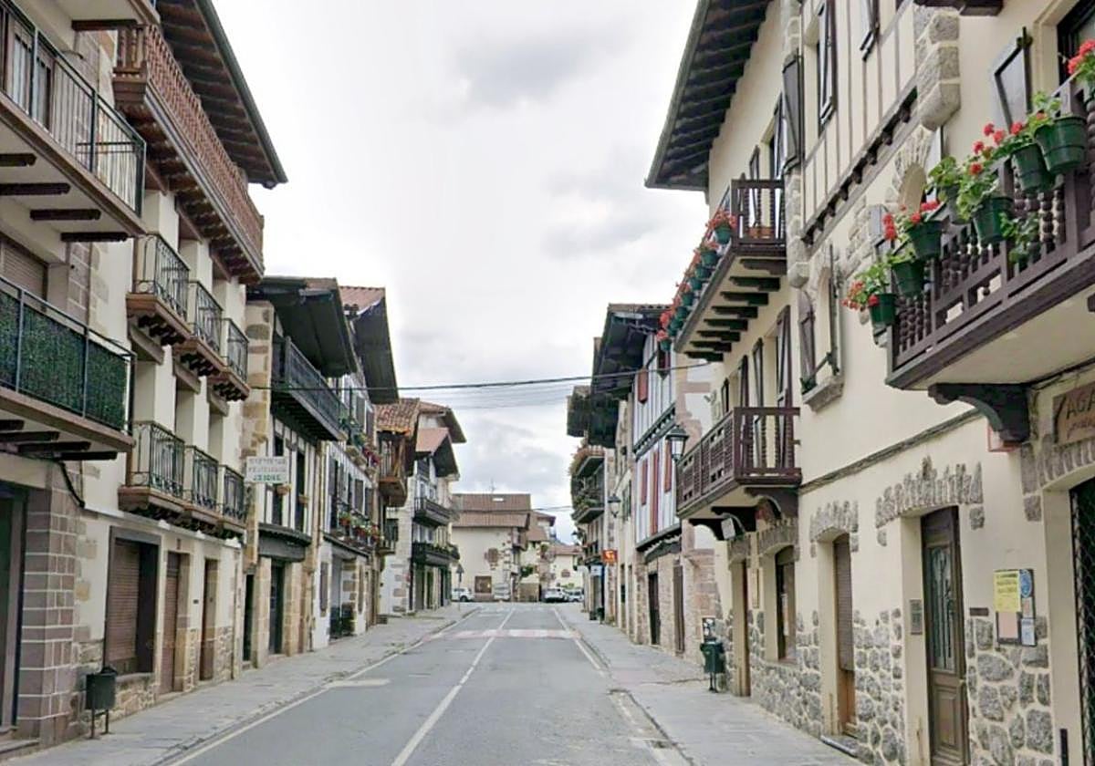Mientras dure la obra la calle Altzate permanecerá cerrada al tráfico rodado.