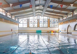 Besteak beste, igerilekua hustuko dute, uraren zirkuitua garbitzeko ...