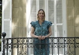 Judith Jáuregui posa en el Palacio de Aiete, uno de sus rincones favoritos de San Sebastián.