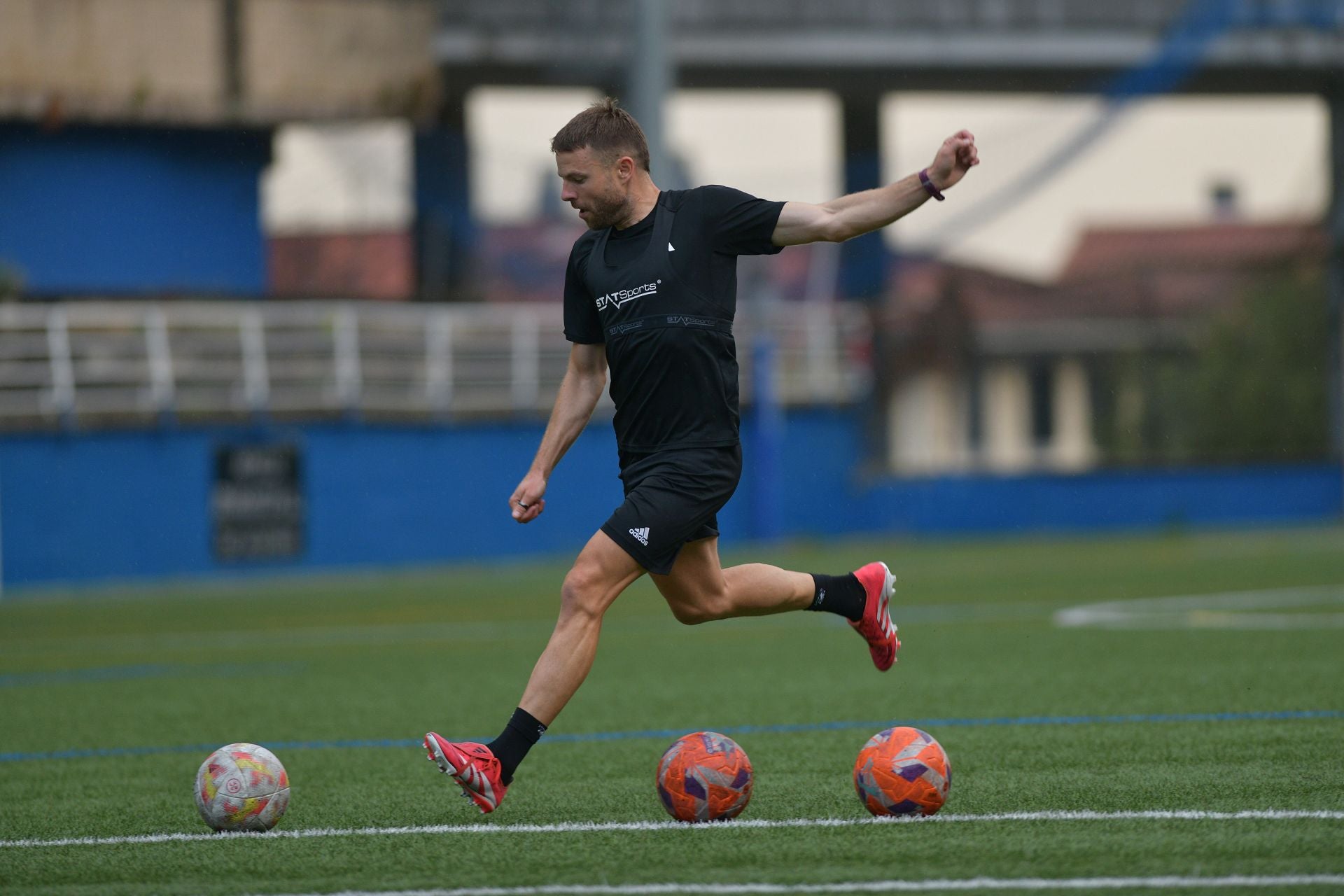 Illarramendi se entrena en el campo de San Miguel