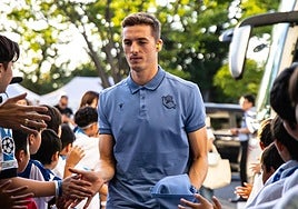 Jon Pacheco, durante la concentración de un partido con la Real