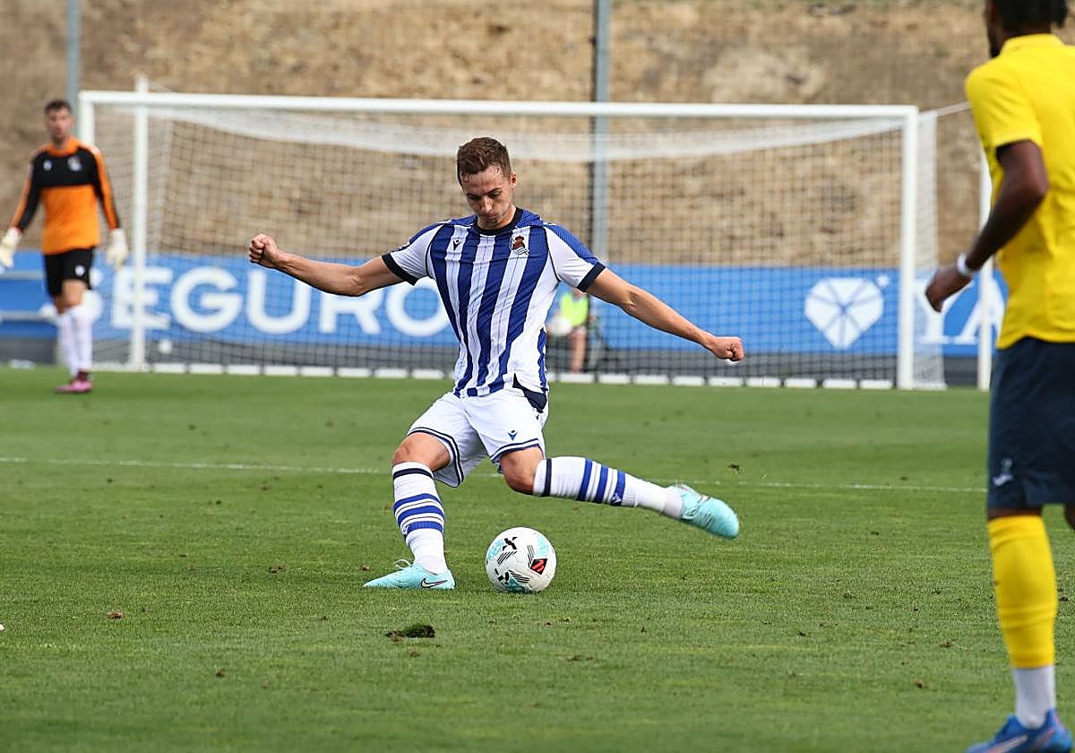 Pacheco, durante el amistoso ante el Pau