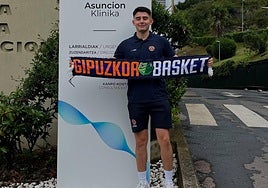 Nacho Arroyo, tras pasar ayer el reconocimiento médico.