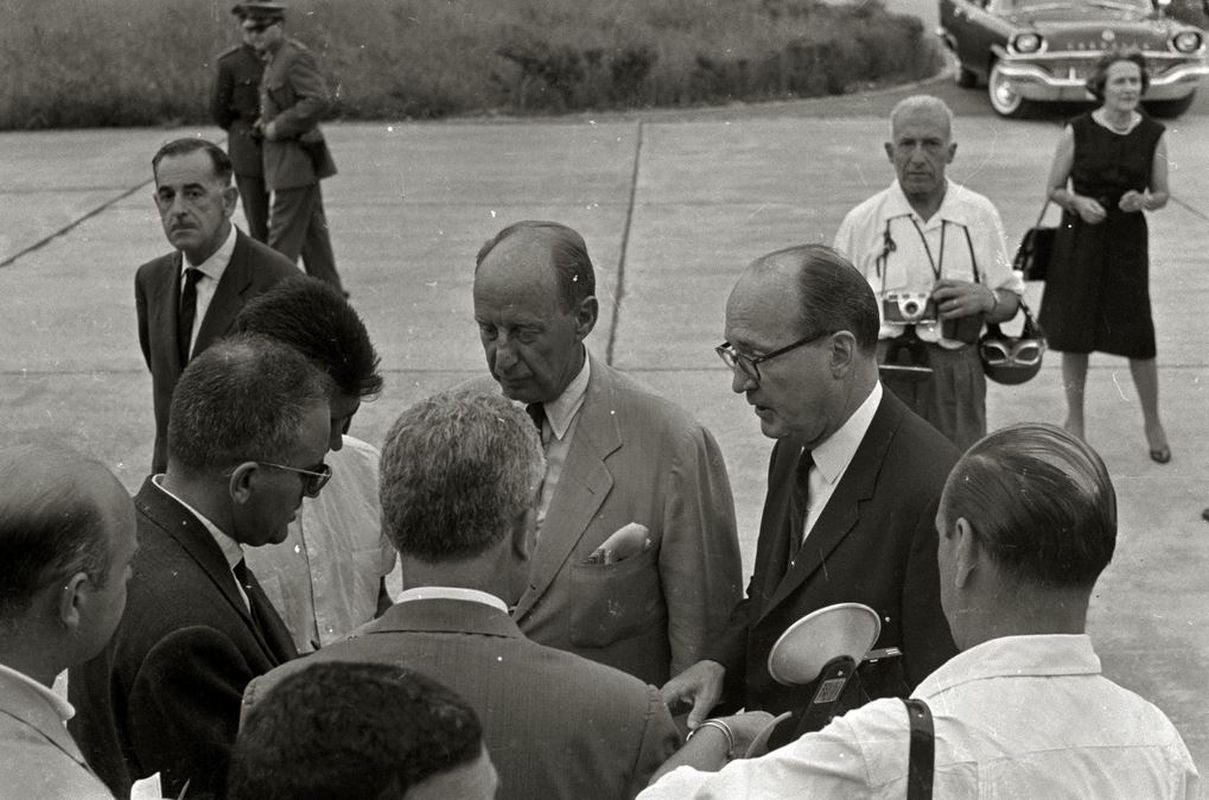 Adlai Stevenson, candidato demócrata a la Presidencia de Estados Unidos, en los años 50.