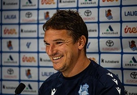 Jon Ansotegi sonríe durante su comparecencia de este viernes en Zubieta