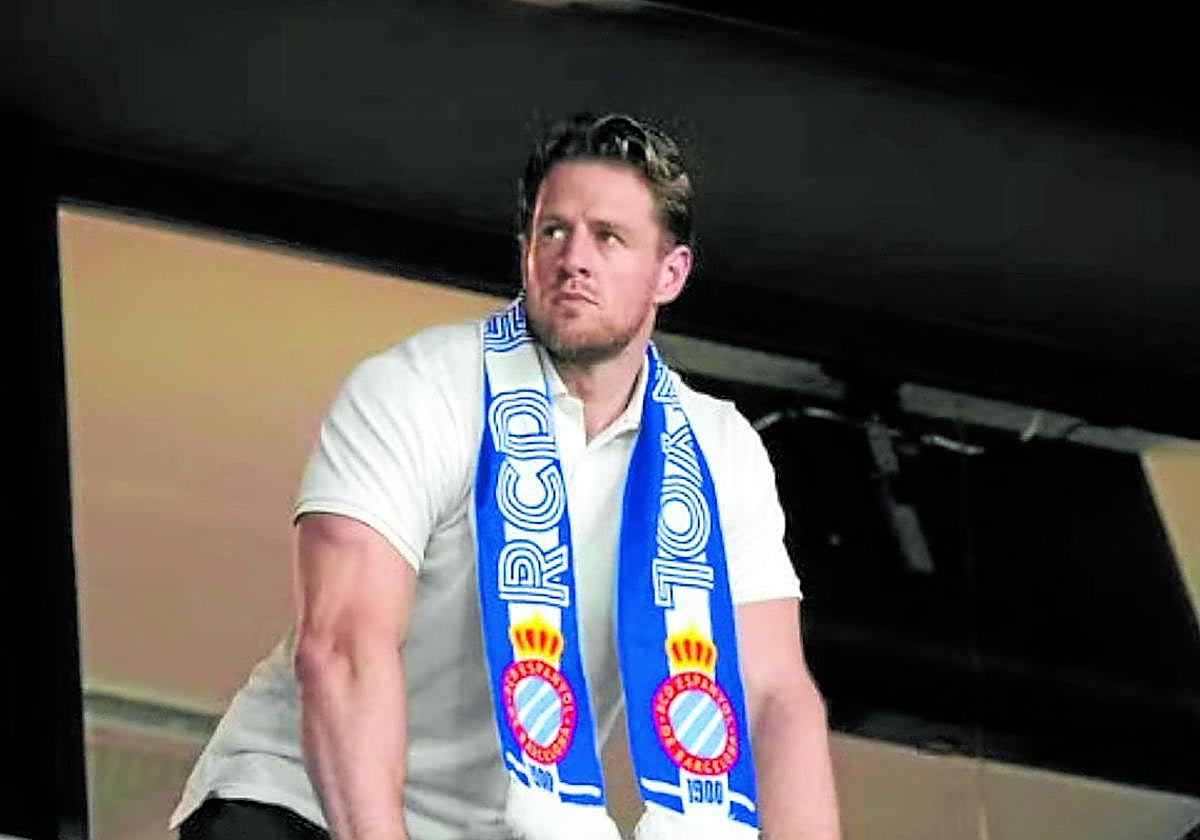 JJ Watt sufrió la semana pasada en su primer partido en el estadio del Espanyol.