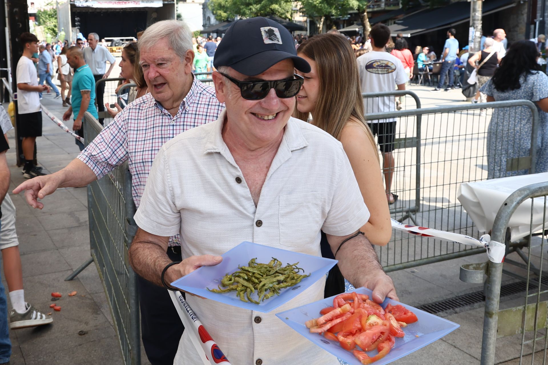 Piparrak eta tomateak, zoriontasuna Ibarran