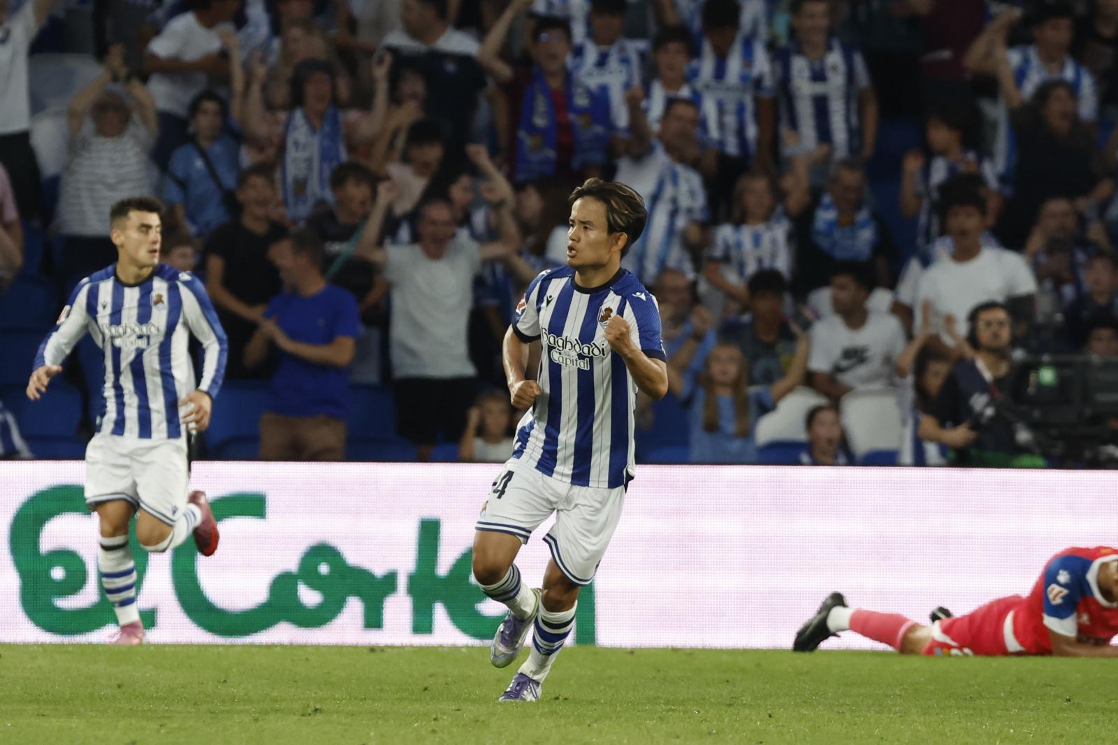 Kubo reacciona con calma tras el primer gol, obra de Barrene