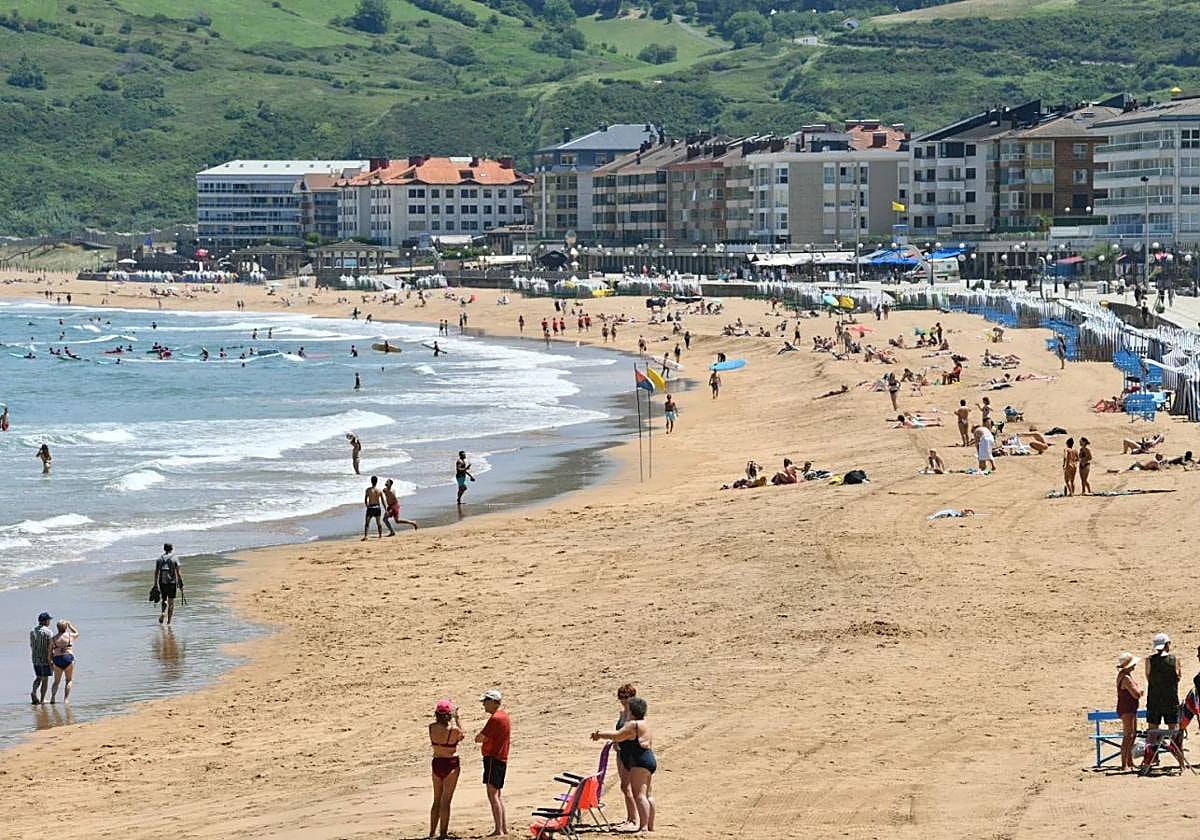 La temperatura del Cantábrico no deja de subir con un promedio de 21,9º en julio