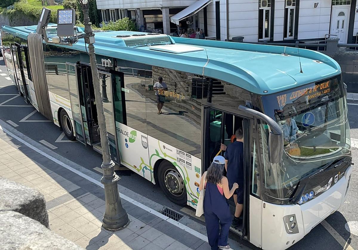 Arrauna Donostian ikusteko autobusak erabili ahal izango dira.