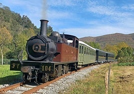 El Museo Vasco del Ferrocarril de Euskotren pone en circulación tres trenes de vapor este fin de semana.