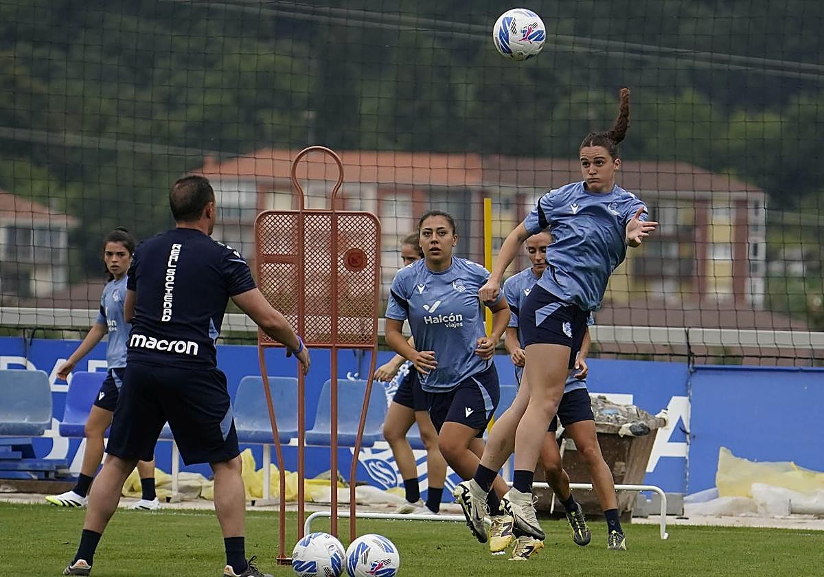 Real y Eibar inician una nueva era en la Liga F