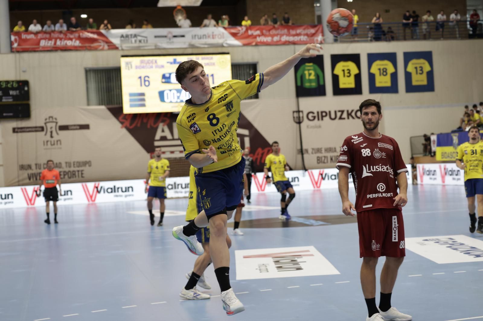 El Bidasoa-Irun - Braga, en imágenes