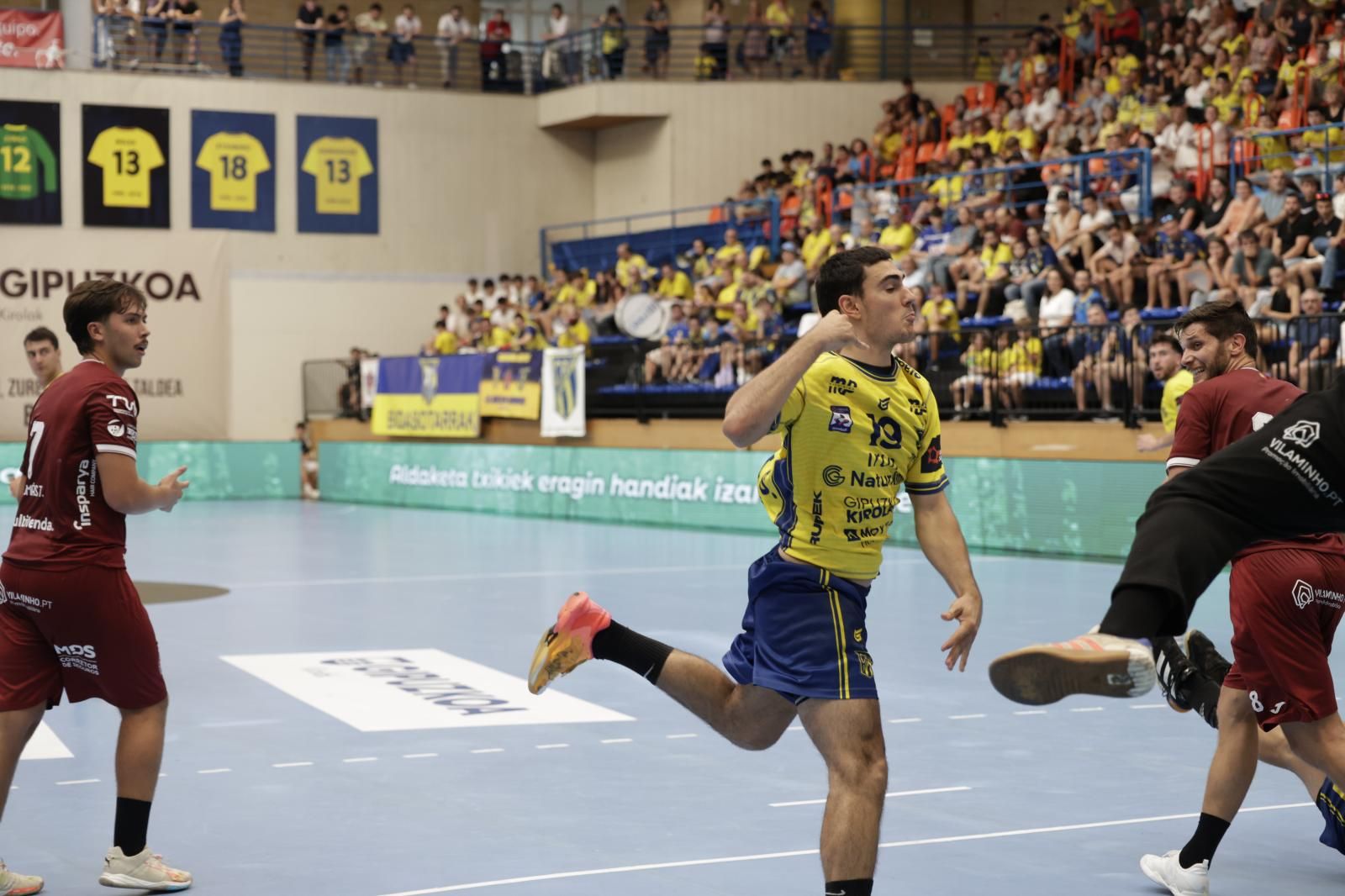 El Bidasoa-Irun - Braga, en imágenes