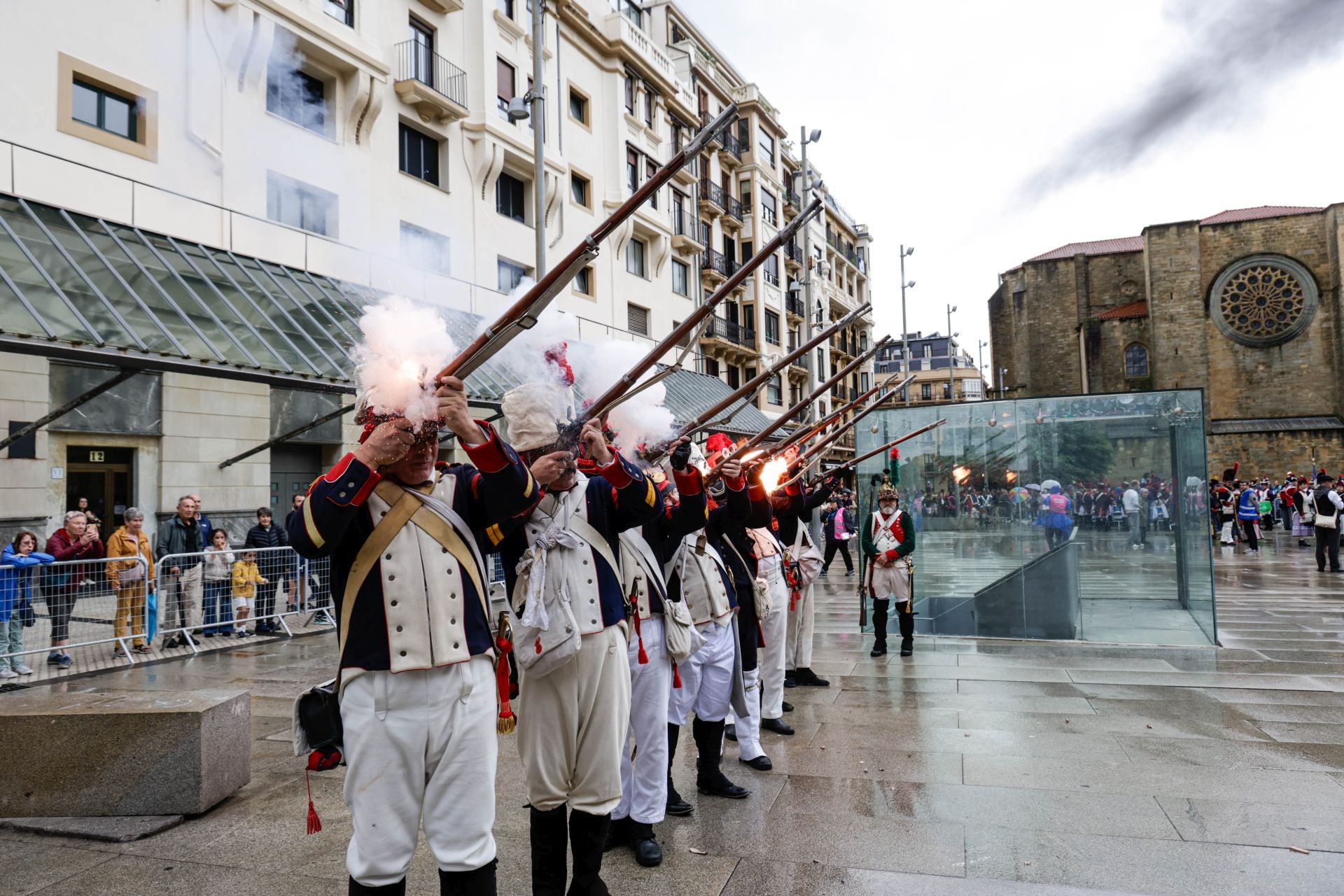 Batalla y apagón en Donostia