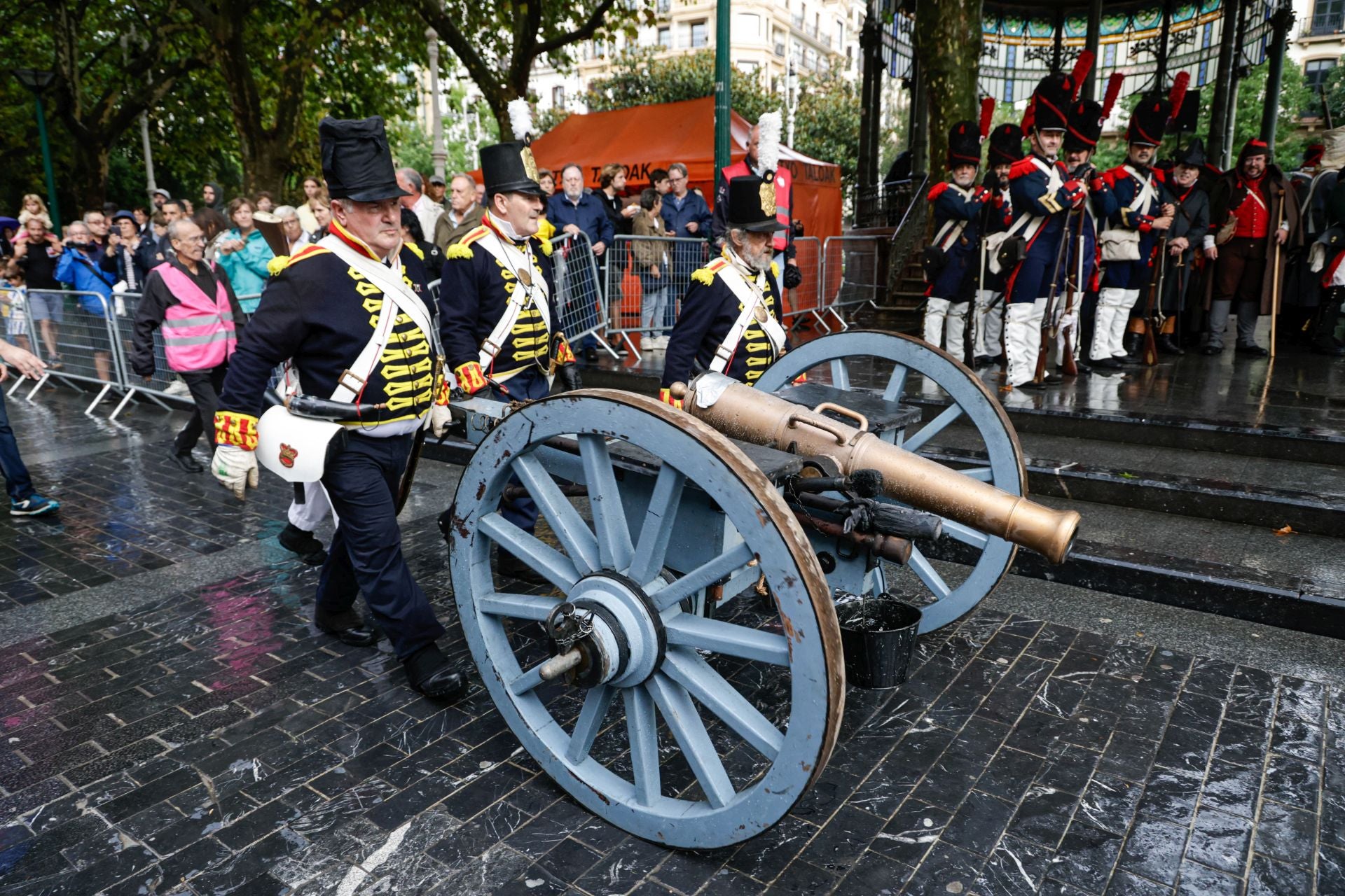 Batalla y apagón en Donostia