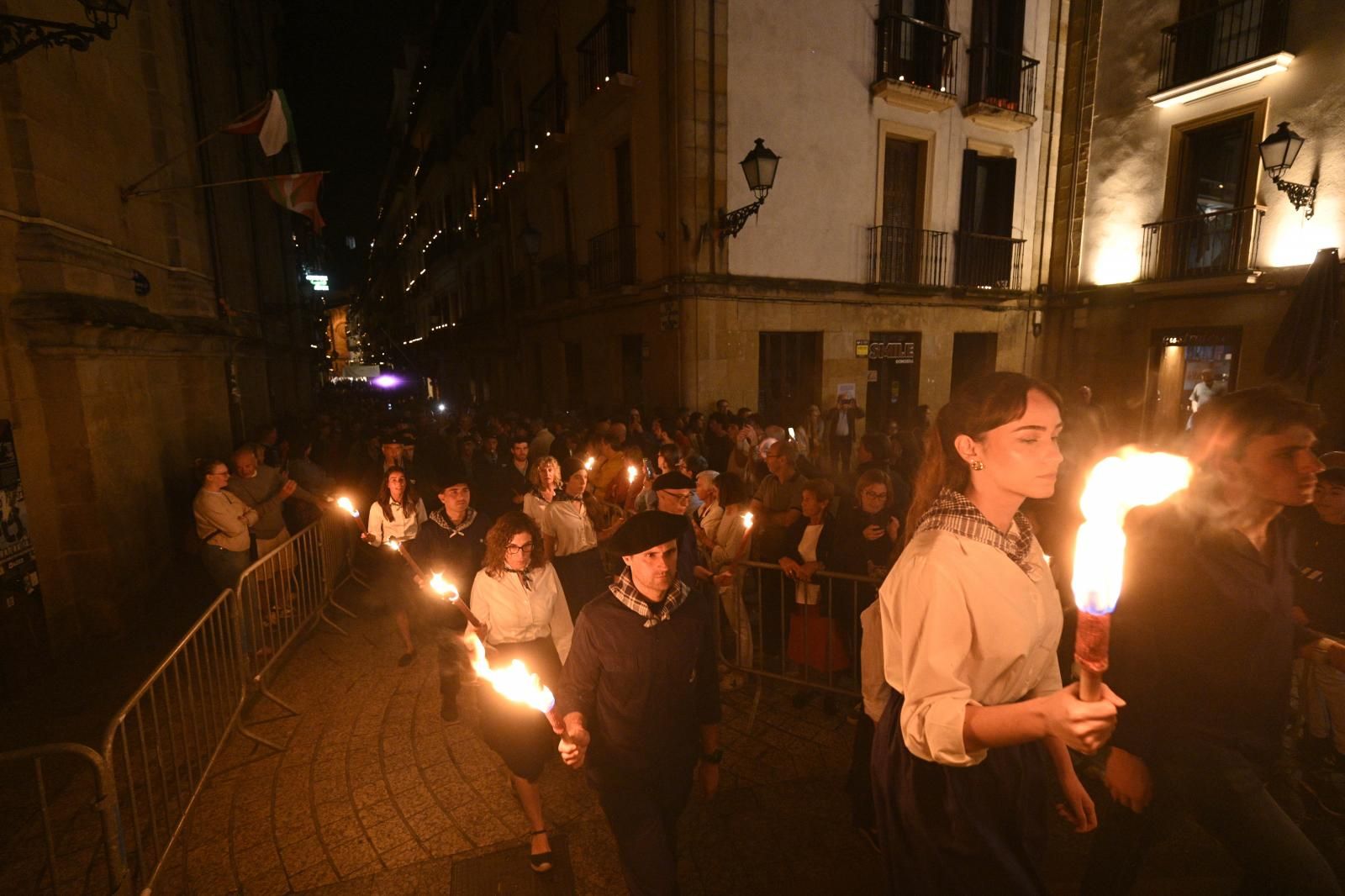 Batalla y apagón en Donostia