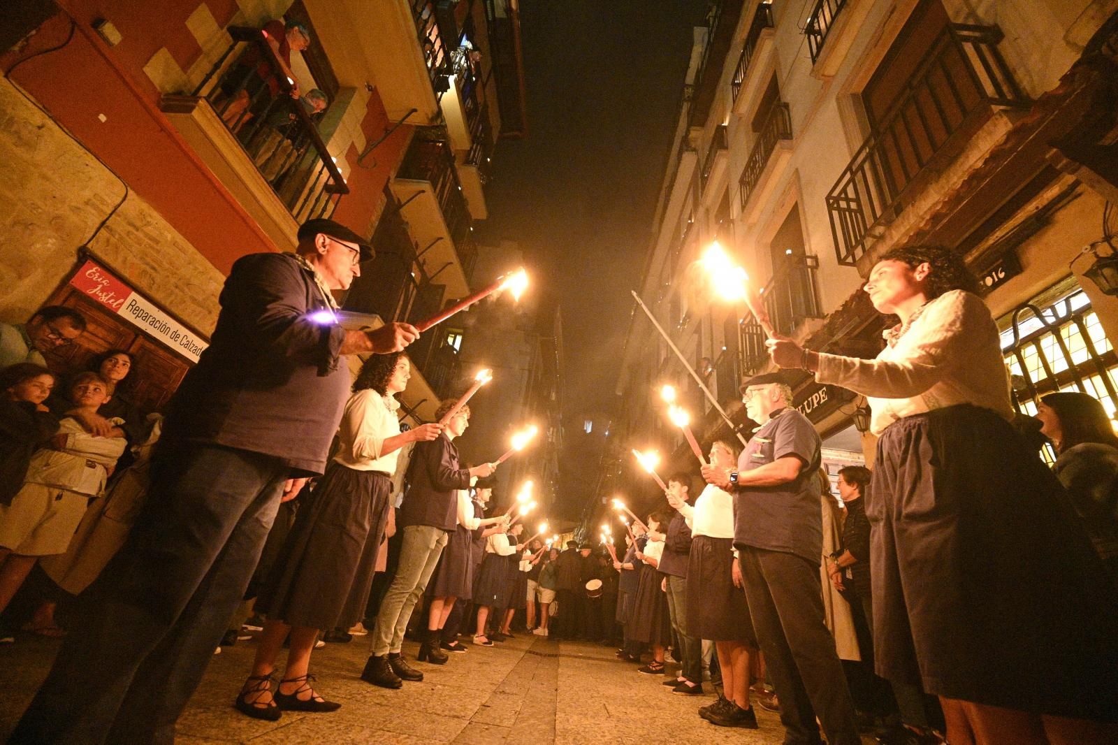 Batalla y apagón en Donostia