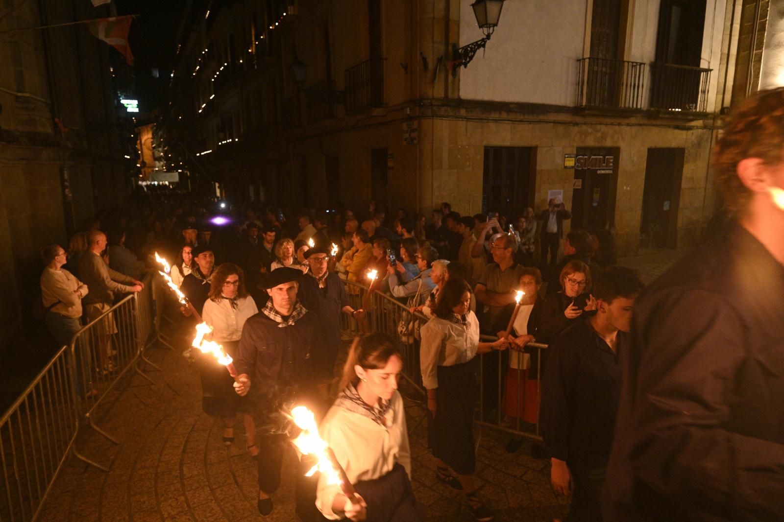 Batalla y apagón en Donostia