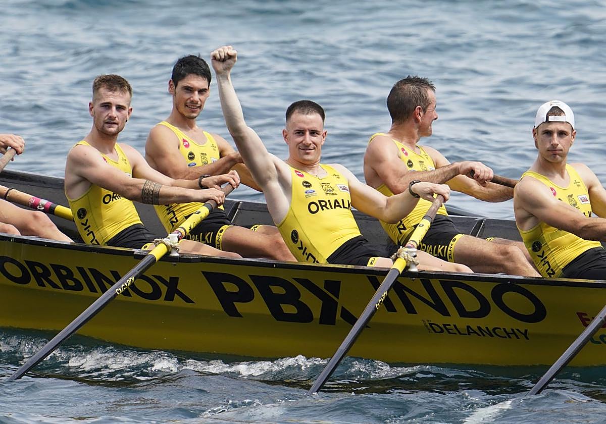 La 'San Nikolas' iguala en Ares el récord de Urdaibai