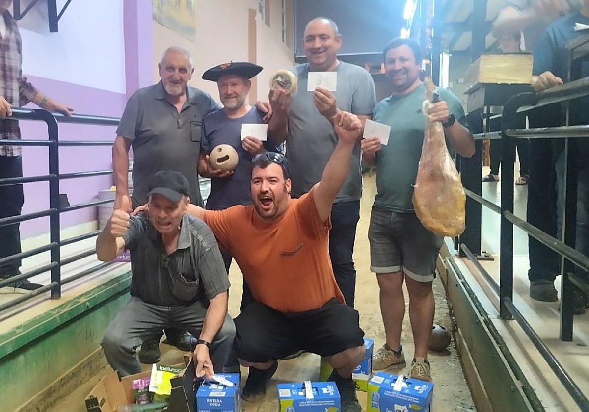 Los seis primeros clasificados en la segunda edición del Maratón de Euskal Herria.