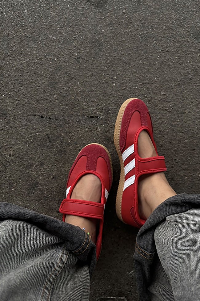 'Samba Jane' en tono rojo