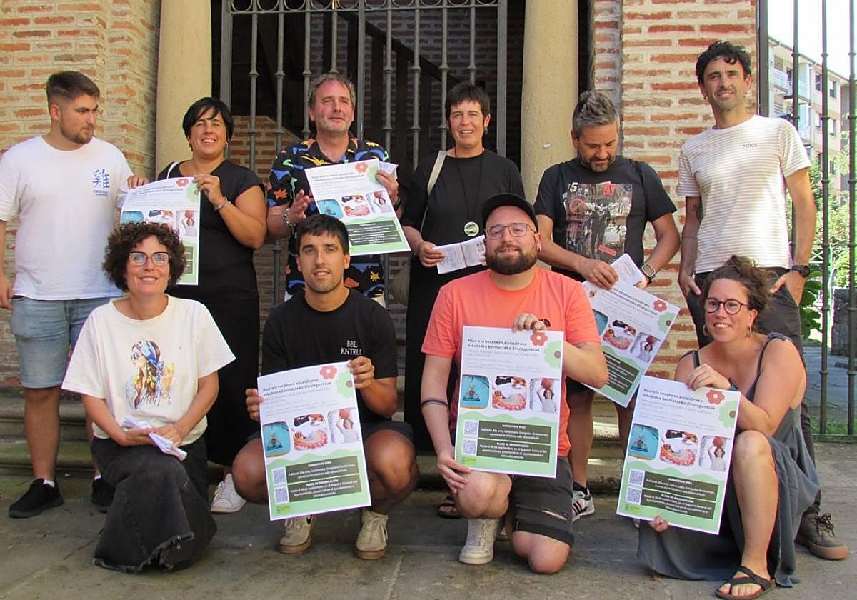 Representantes del ayuntamiento, centros escolares, deporte extraescolar, UDA y Musika Eskola.