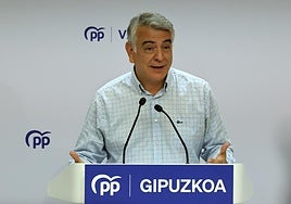 El presidente del PP, Javier de Andrés, en Donostia.