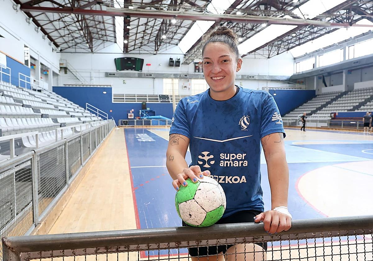 Shula Gavilán antes del entrenamiento ayer en el Josean Gasca.