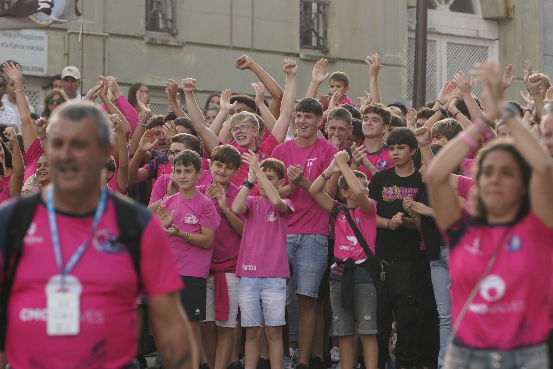 La marea rosa invade Donostia