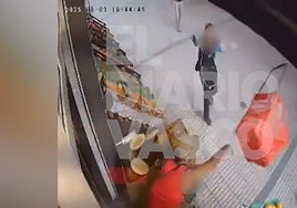 Incidente en Errenteria: «Se atrincheraron en la tienda y empezaron a tirarse melones»
