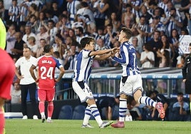 Barrenetxea y Kubo deben ser los encargados de ponerle picante a esta Real.