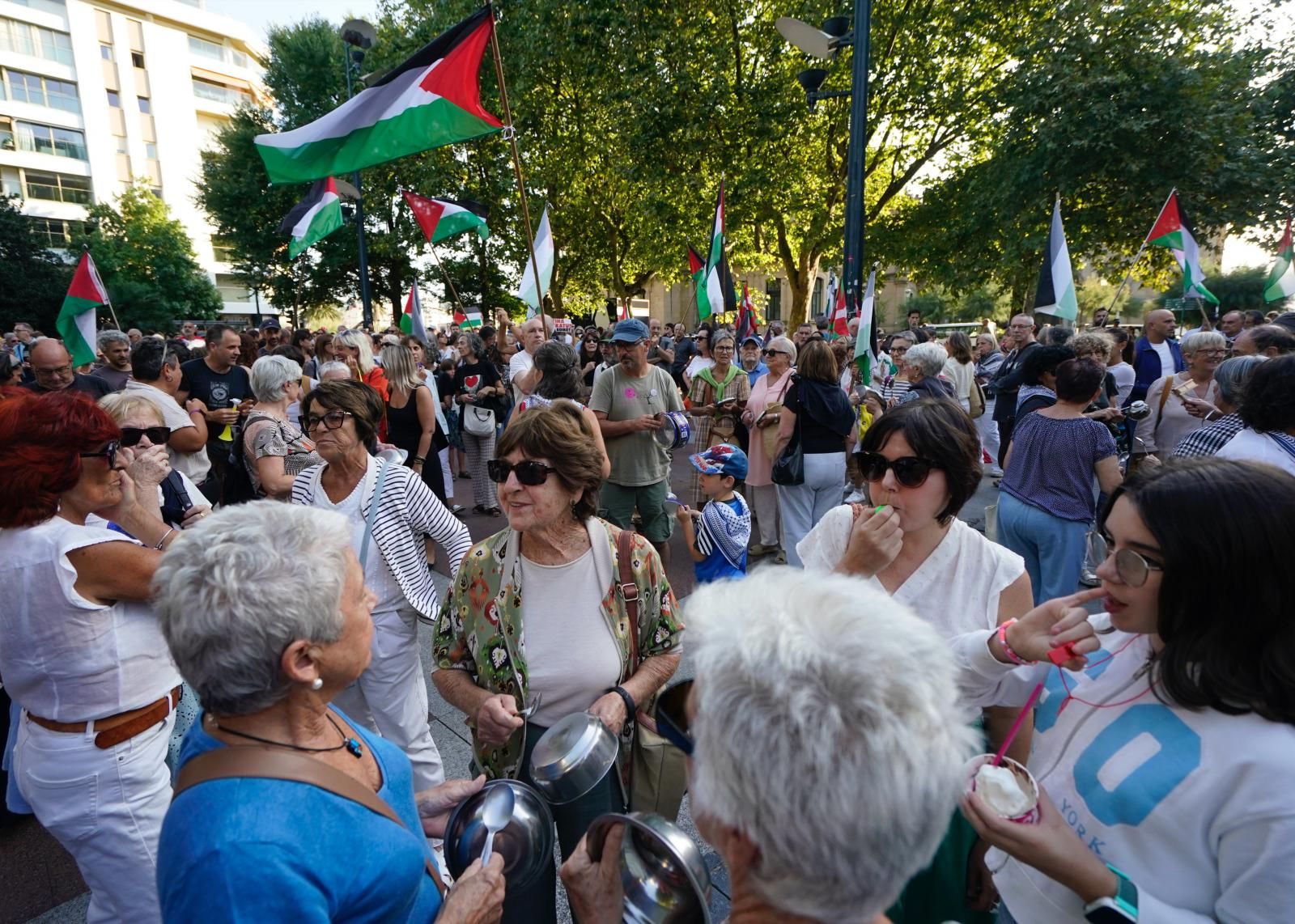 Gipuzkoa &#039;retumba&#039; contra la guerra en Gaza