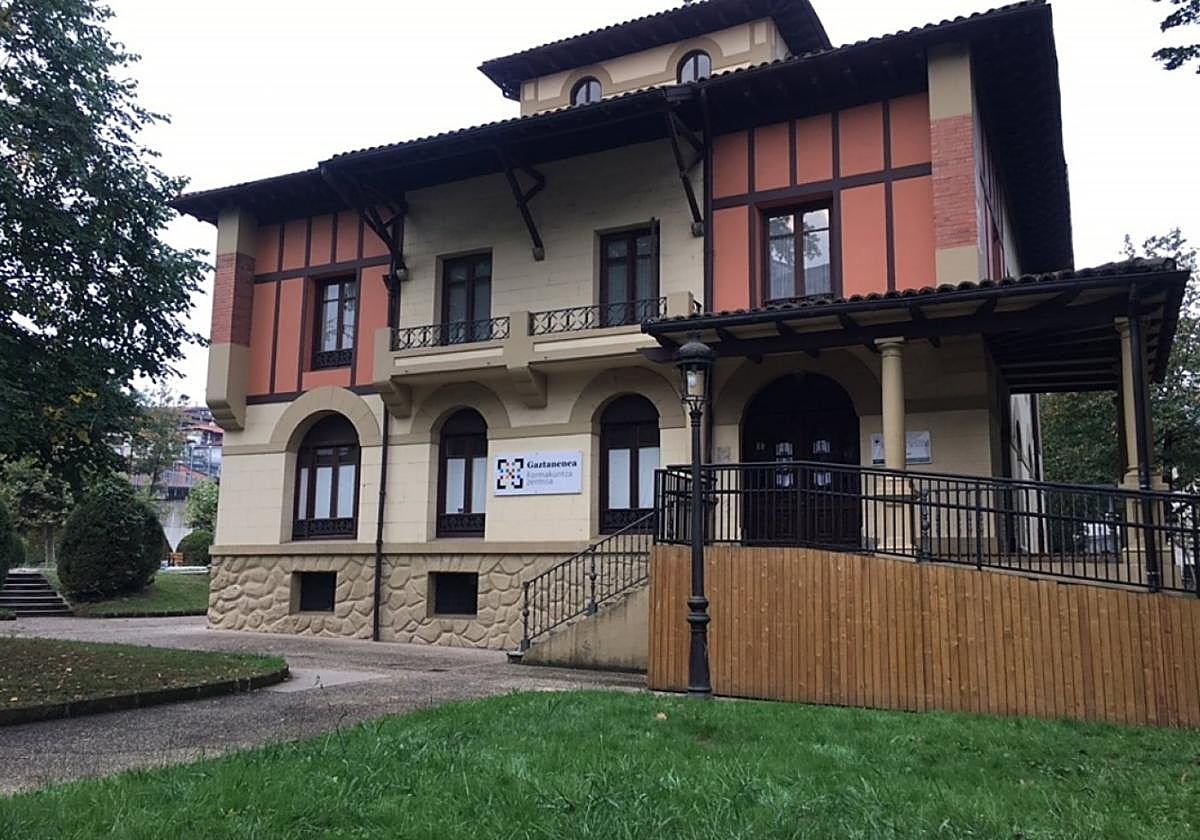 Las clases se imparten en el Palacio Gaztanenea.