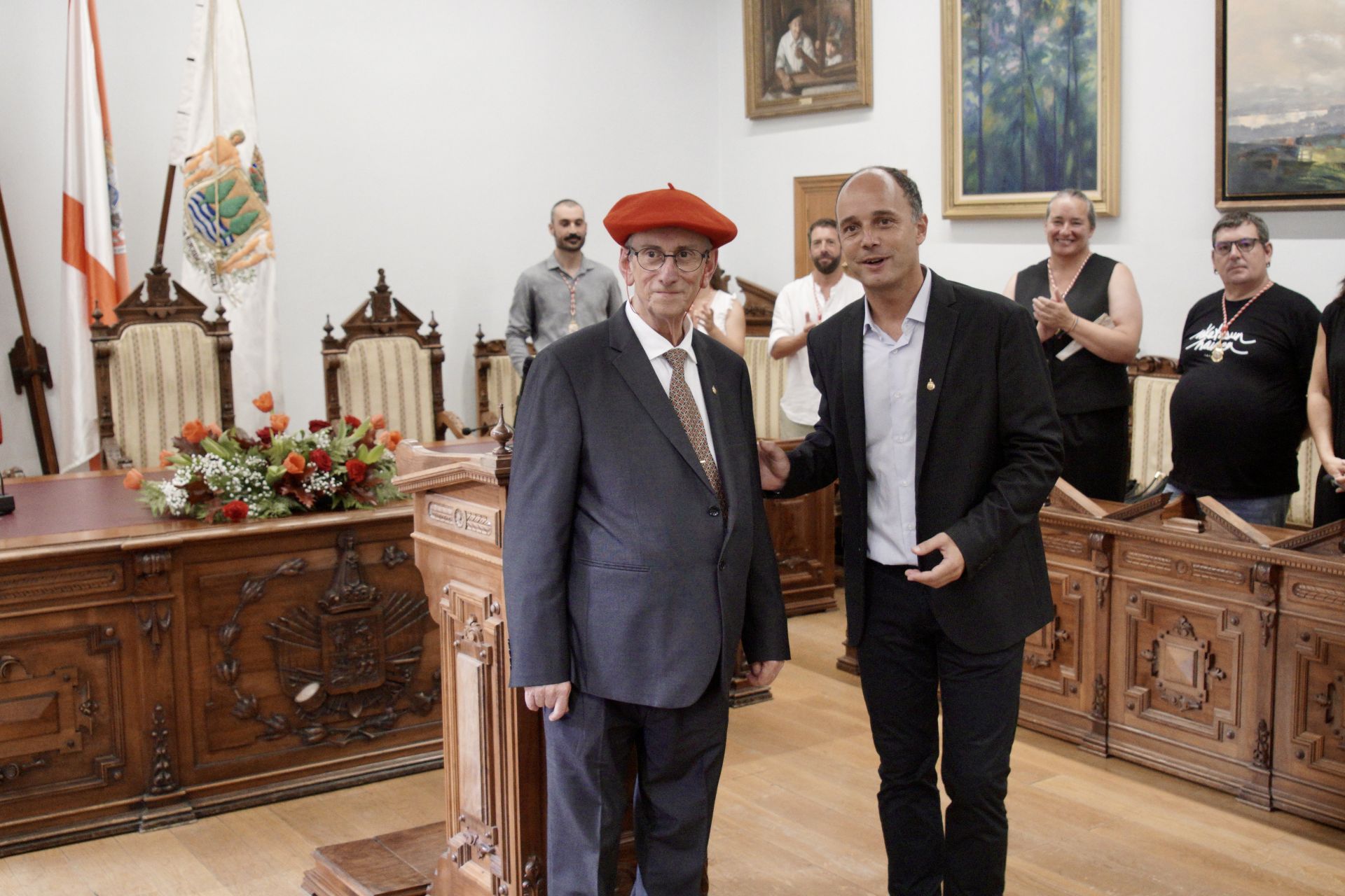 Hondarribia da inicio a sus fiestas en Arma Plaza