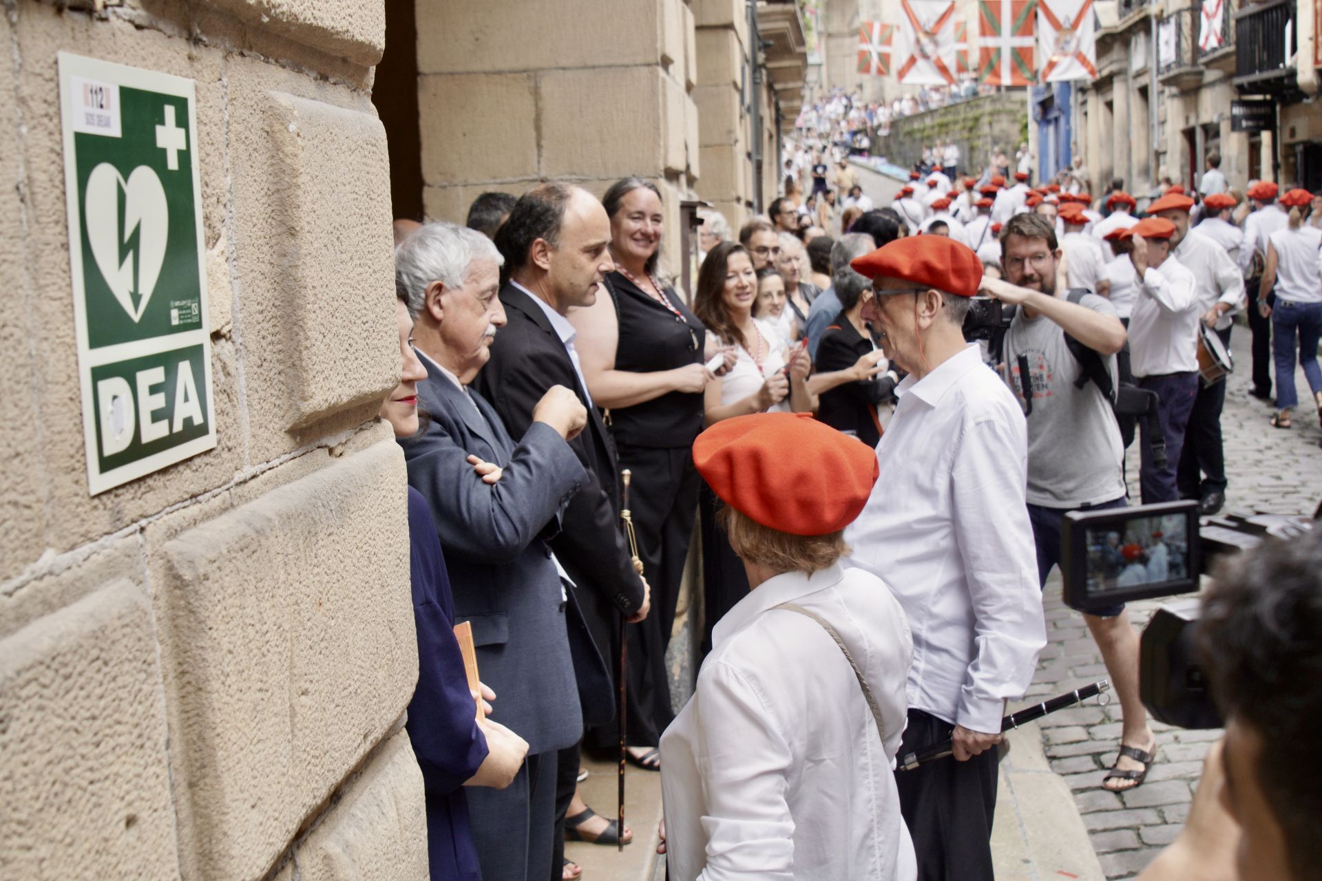 Hondarribia da inicio a sus fiestas en Arma Plaza