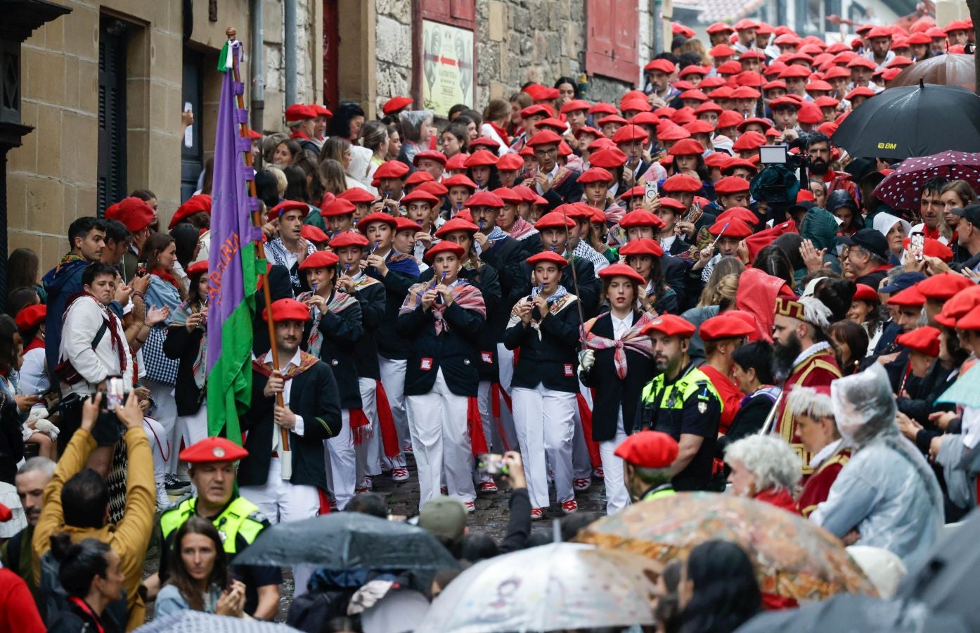 Las mejores imágenes del desfile de la compañía Jaikibel