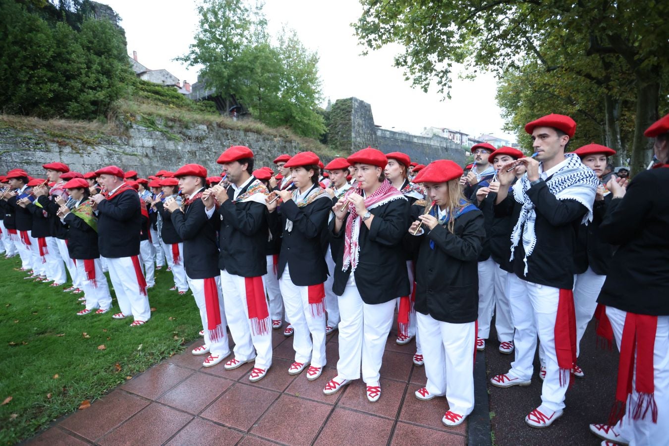 Las mejores imágenes del desfile de la compañía Jaikibel
