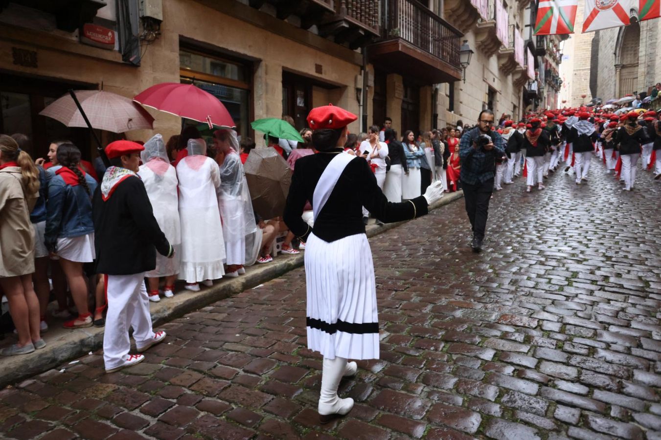 Las mejores imágenes del desfile de la compañía Jaikibel