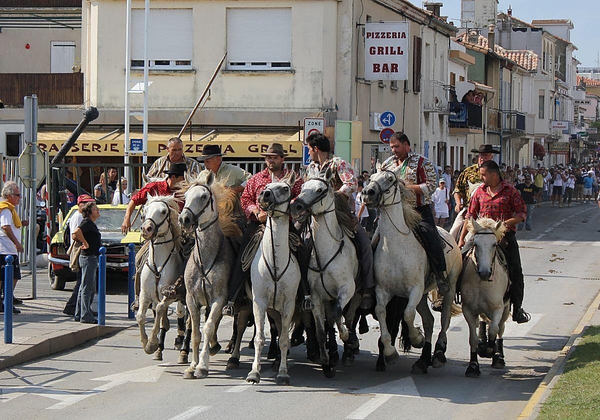Imagen de archivo de un abrivado en Francia.