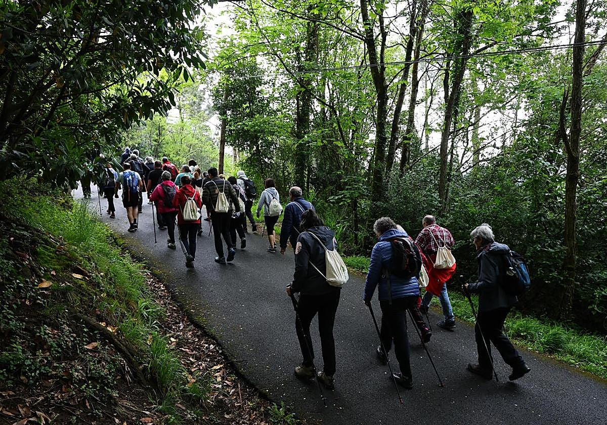 Mendira recupera este sábado sus salidas montañeras.