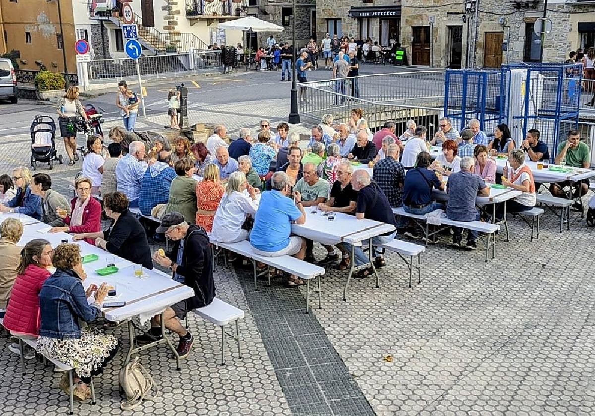 La respuesta volvió a ser importante en la donación de tortillas y en el disfrute de la fiesta.