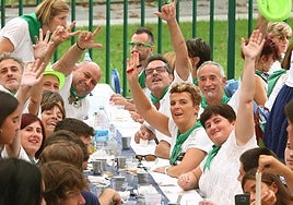 Los lezoarras volverán a reunirse en las comidas y cenas programadas desde este viernes.