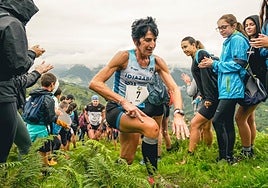 La corredora local Amaia Insausti, durante uno de los ascensos de la pasada edición de la prueba.